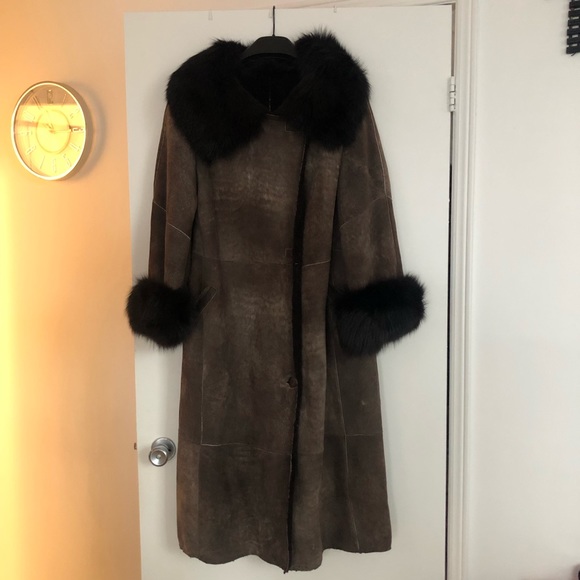 Fur trimmed shearling coat - Picture 1 of 8